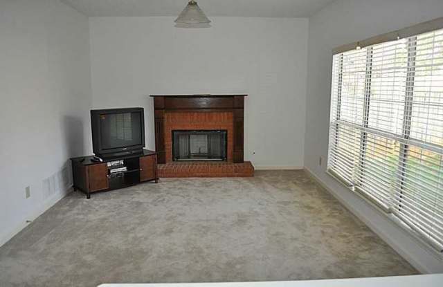10775 Mortons Crossing Gallery 2