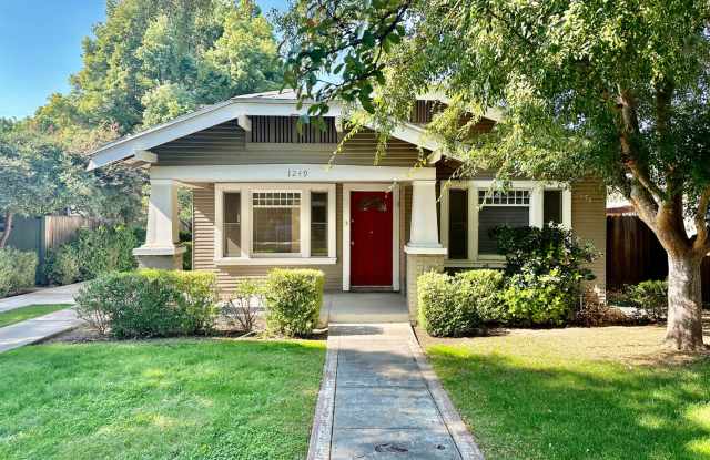 Charming 3/1 in the Heart of Tower Distict photos photos