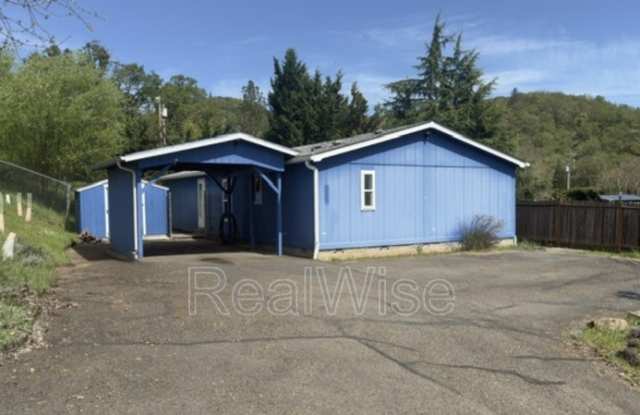 2032 NE Klamath Ave photos photos