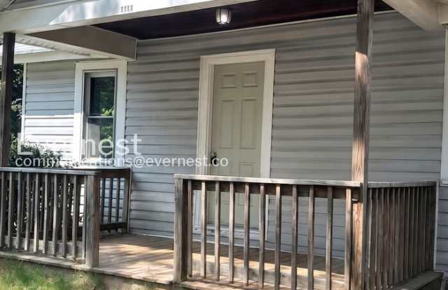 1111 West Cawson Street Gallery 1