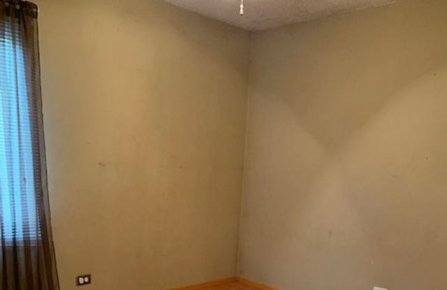 4619 Jefferson Gallery 3
