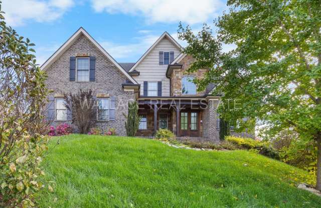 GORGEOUS 4 BEDROOM IN HARDIN VALLEY!!!! - 2504 Bridge Valley Lane, Knox County, TN 37932