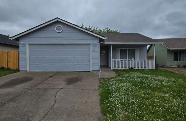 Pet Friendly, Single Level 3bed : 2bath House w/ 2 car Garage in Jefferson photos photos