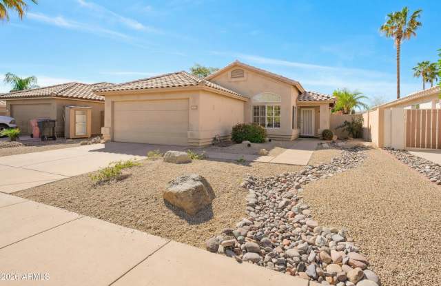 9321 E Caribbean Lane Gallery 2