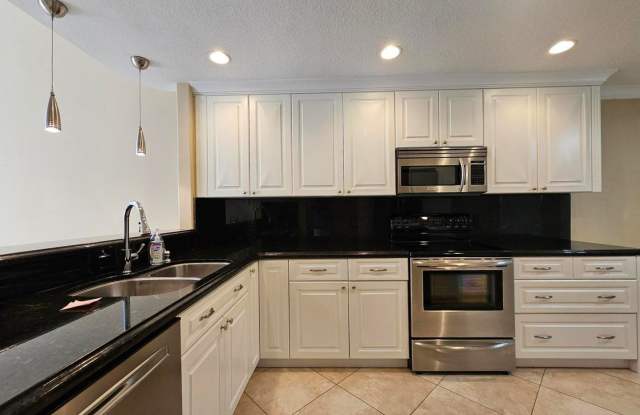 7526 Pinewalk Drive S 174, Margate, FL 33063 - 8119 photos photos
