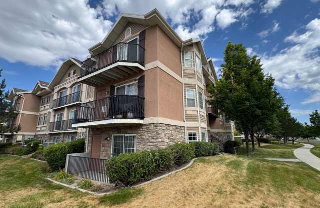 PBR 1617 W Treille Ct. photos photos