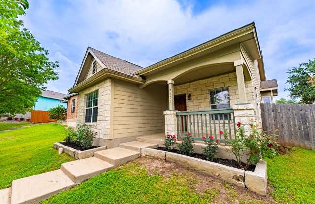 Bright, Open Living on a Spacious Corner Lot Gallery 3