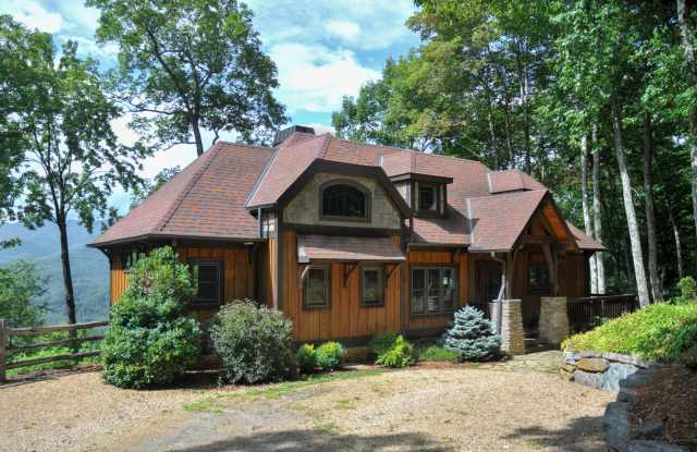 Beautiful Mountain home in Balsam Mountain Preserve Community $3500 a month with year-long lease photos photos