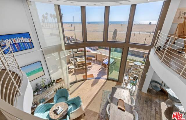 11 Marine Terrace unit: 1 photos photos