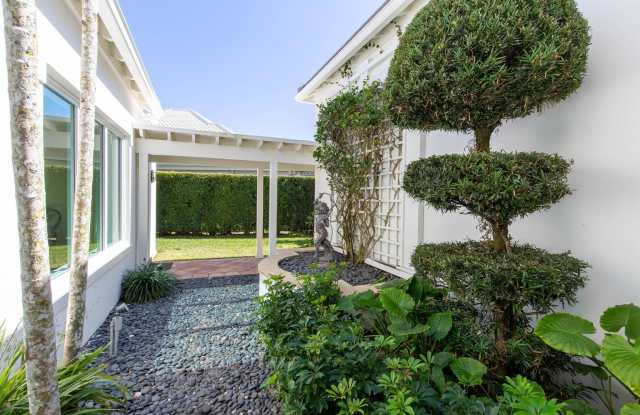 2369 Golf Brook Drive Gallery 3