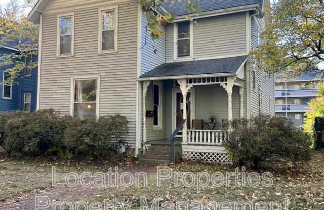 1305 Vermont Street - 3 photos photos