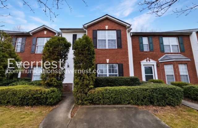 5589 Strathmoor Manor Circle Gallery 1