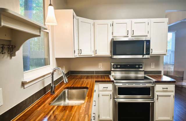 322 Ashwood Dr photos photos
