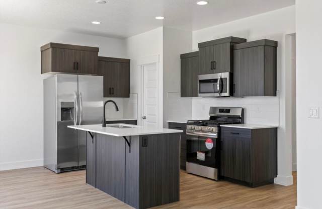 5868 S Mythical Lane - 1 - 5868 Mythical Lane, St. George, UT 84790