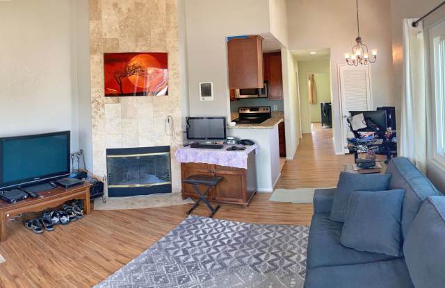2nd floor 2 bed/ 2 bath condo in North Park/ Normal Heights! 1 car garage, driveway, WD in unit photos photos