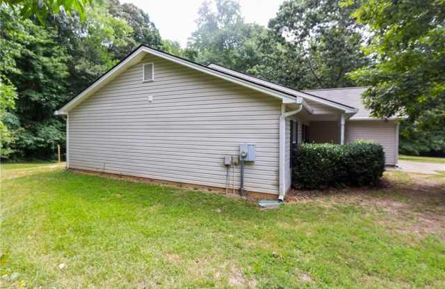 2804 James Henry Drive - 2804 James Henry Drive, Dacula, GA 30019