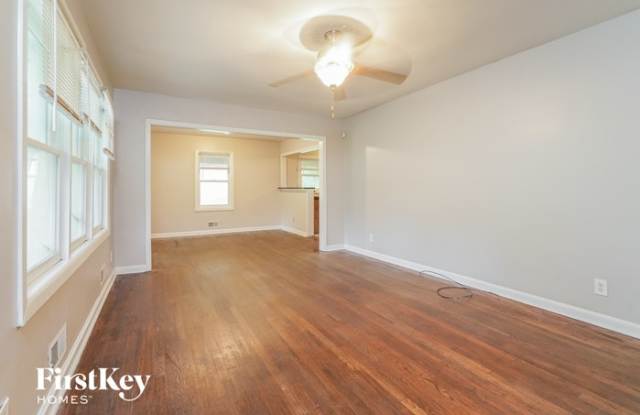 2717 Flagstone Drive Southeast Gallery 3