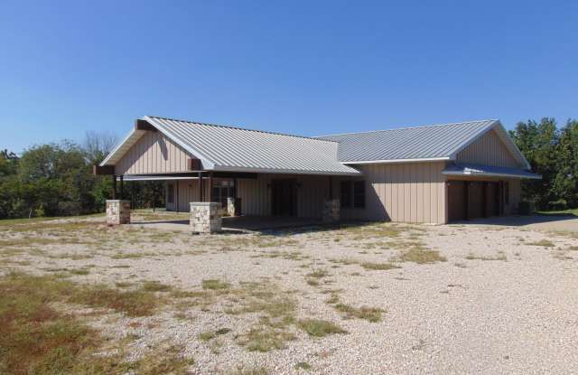 Majestic 3 Bed Mid MO Ranch! photos photos Majestic 3 Bed Mid MO Ranch! photos photos