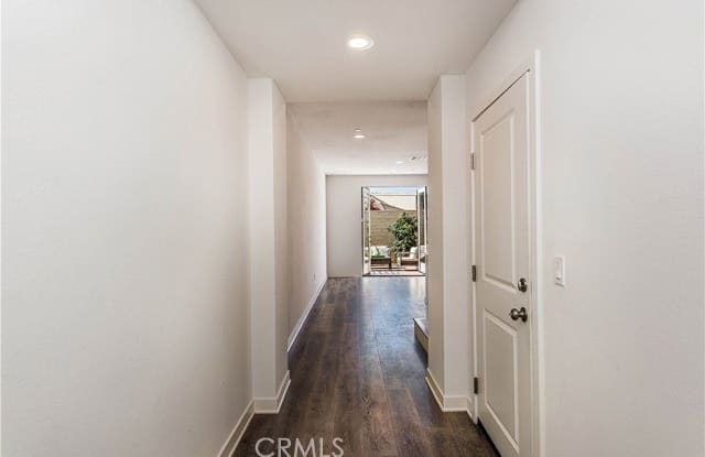 5304 Harvard Way Gallery 3