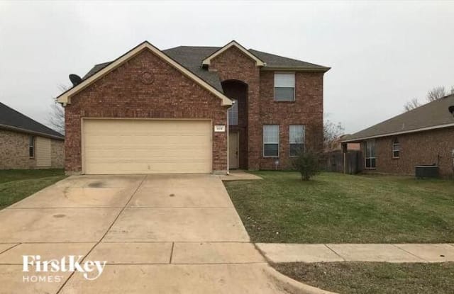 809 Pebble Creek Drive - 809 Pebble Creek Drive, Burleson, TX 76028