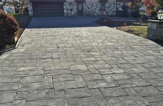 901 MONTGOMERY AVE photos photos