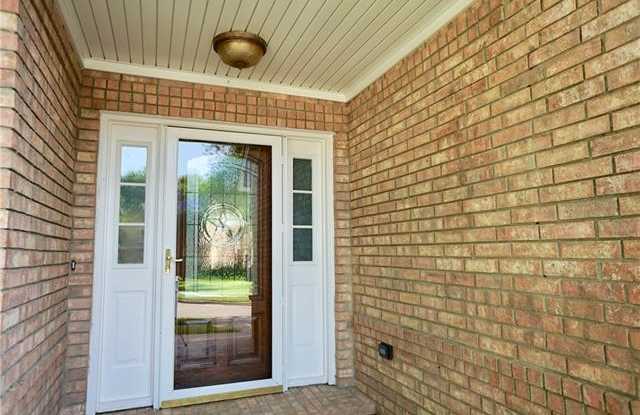 3216 Oleander Court Gallery 2