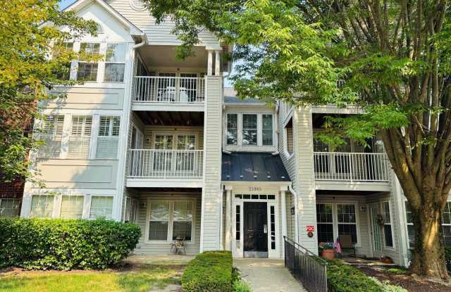 25905 RIDGE MANOR Drive Gallery 1