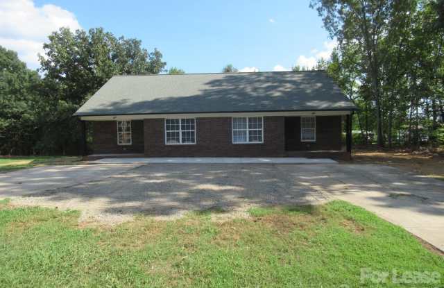 802 Horseshoe Lake Road Gallery 1