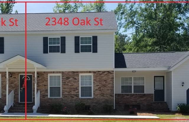 2348 Oak Street Gallery 1