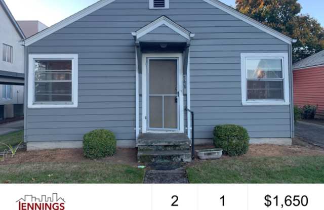 1940's Style~ Close-in, Downtown Location photos photos