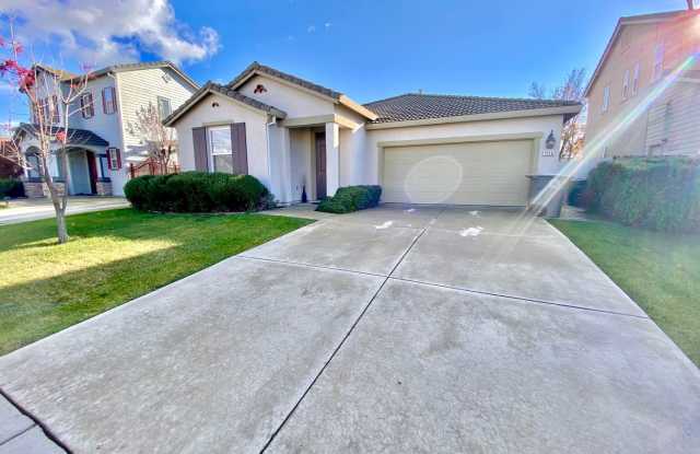 Beautiful Single Story Home with Local Park a Block Away! photos photos