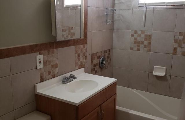 3909 E 60th Ter II-058 Gallery 2
