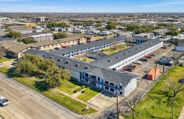 Hickory Apartments Gallery 2