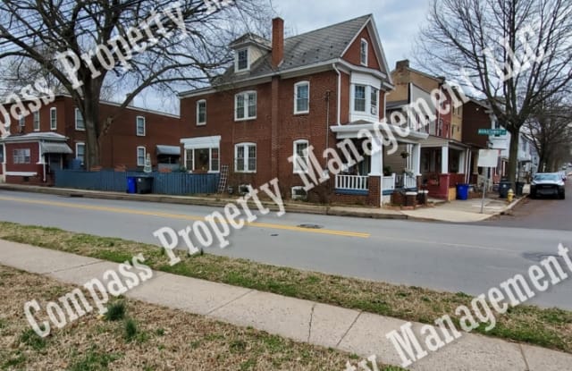 160 Manatawny Street - 160 Manatawny Street, Pottstown, PA 19464