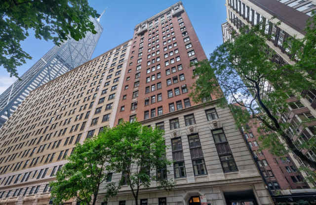 222 East Chestnut Street - 222 East Chestnut Street, Chicago, IL 60611