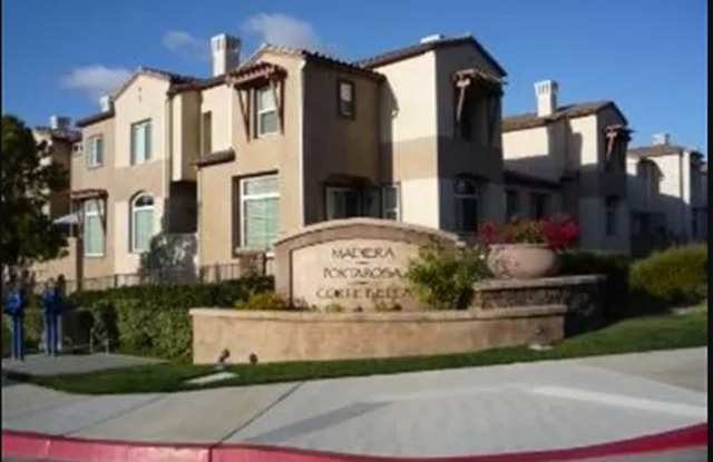 2Bed/2.5Bath Townhome in Coronado Ranch San Marcos (Near CSUSM)! Available Now Gallery 1
