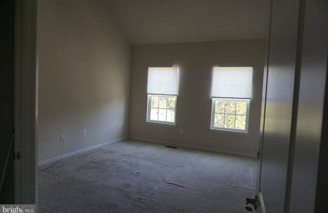 2408 BAILEYS POND ROAD Gallery 4