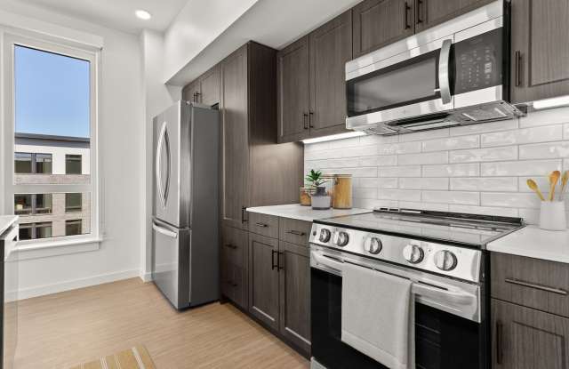 440 West Gallery 2