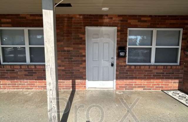 704 Oak St. 2 B photos photos