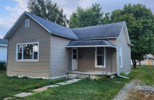 2317 Richmond - Mattoon - 2317 Richmond Avenue, Mattoon, IL 61938
