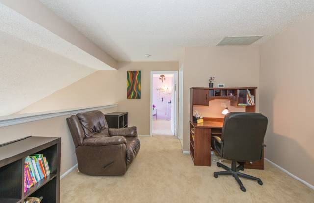 3316 Park Place Gallery 3