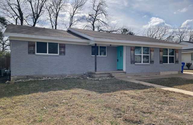 Available Now! Updated and Upgraded 3 Bed/2 Bath_Lawn Care Included photos photos