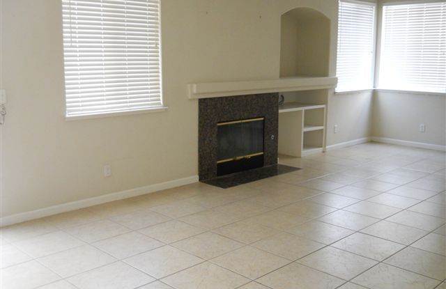 9425 Red Spruce Way Gallery 3