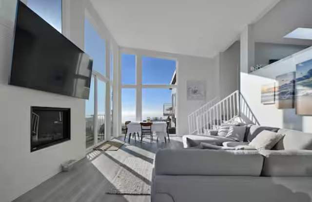 30001 Zenith Point Road photos photos