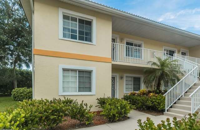 ***SEASONAL FURNISHED***Escape the cold and stay at Crown Pointe*** 2/2 Fully Furnished Condo*** photos photos