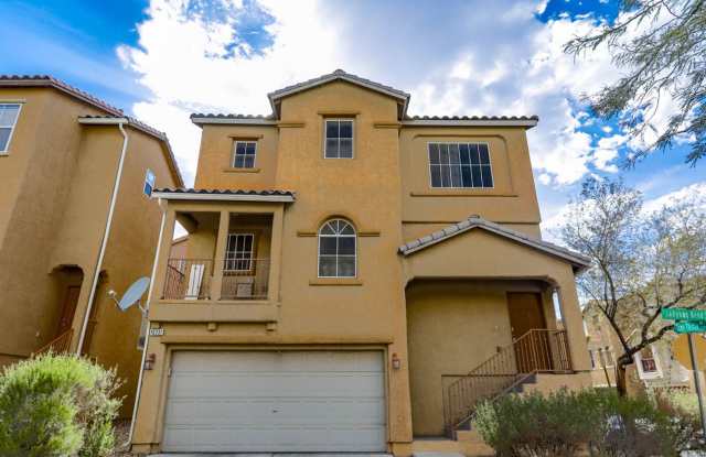 Beautiful 3 Bed Home With 3 Full Baths And Bed and Full Bath On 1st Floor photos photos