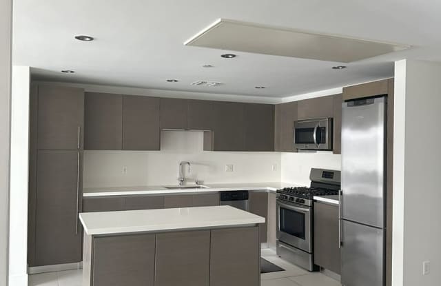 2 Bedroom 2 Bathroom Condo for rent Gallery 1