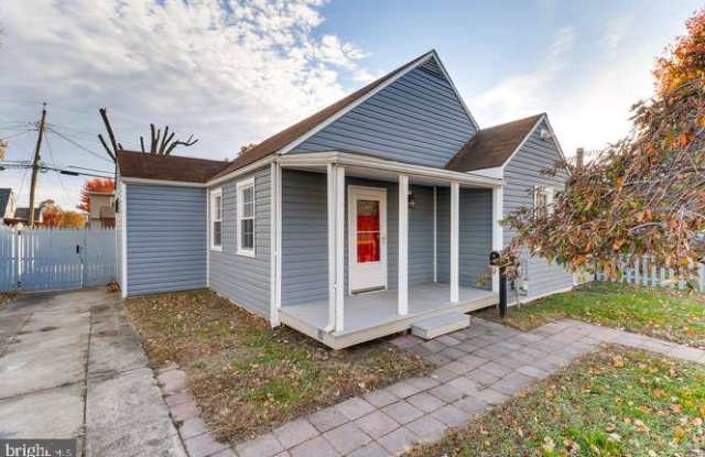 8135 CORNWALL ROAD Gallery 2