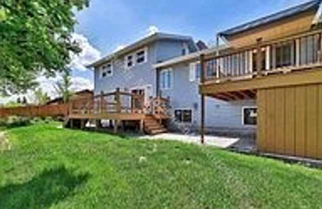 5 Bedroom 3-1/2 Bath House For Rent Gallery 4