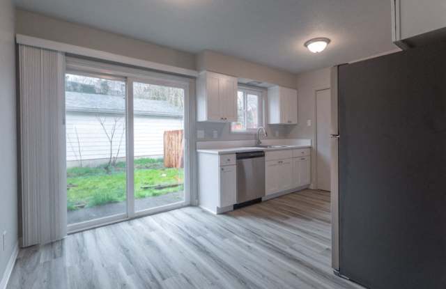 Williamsburg Townhomes photos photos